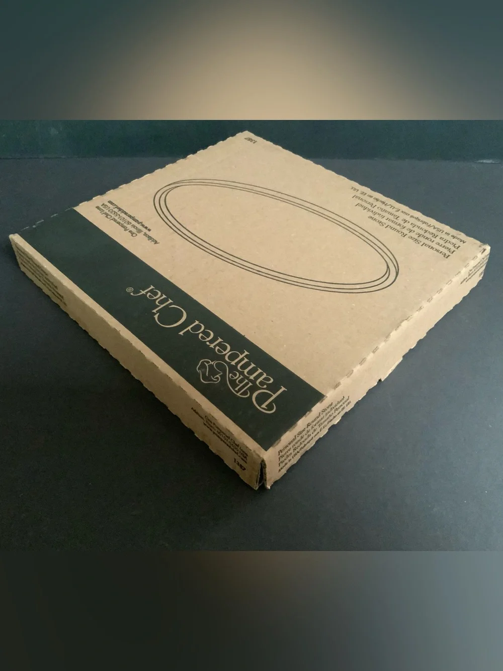 Pampered chef personal size Round baking stone, New w original box